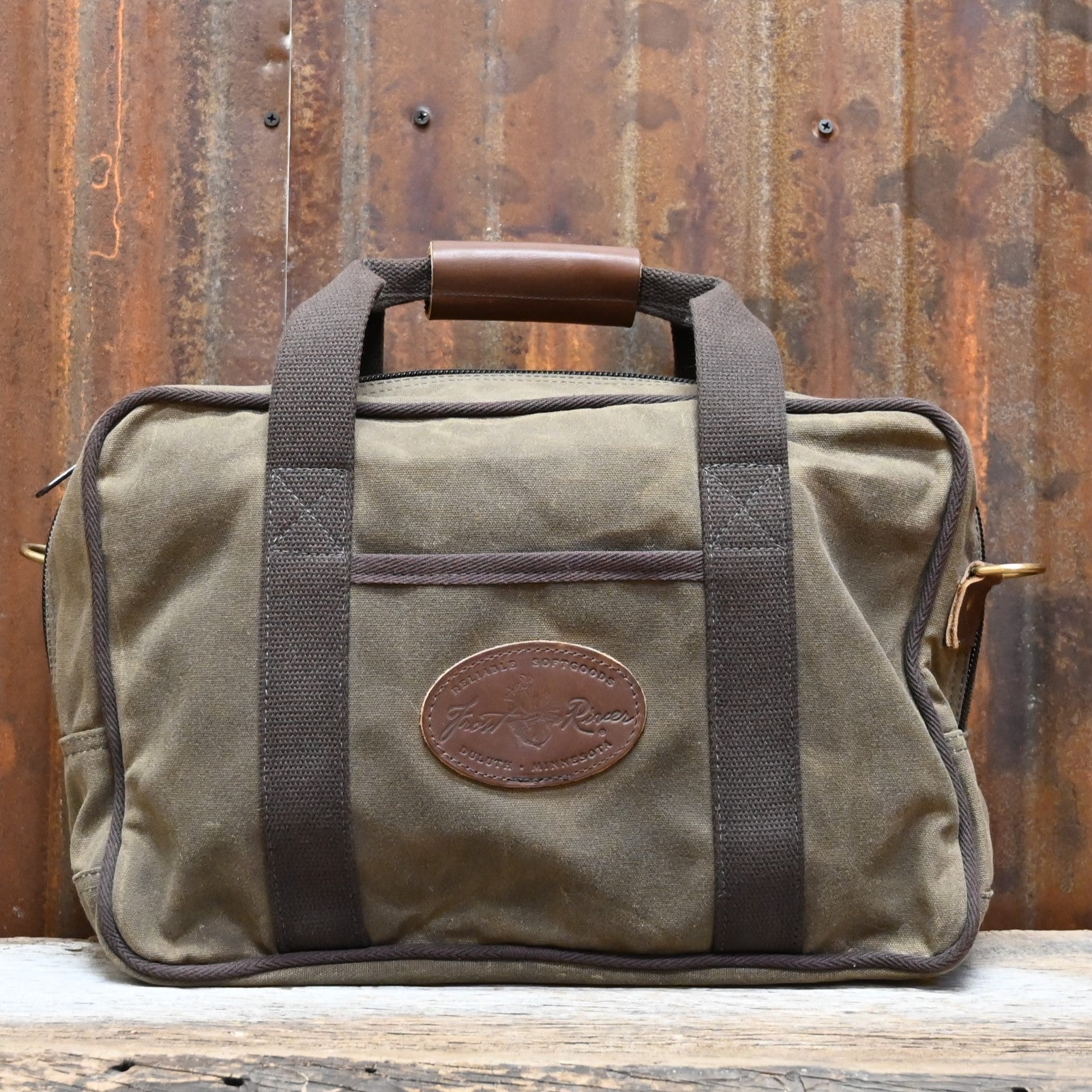 Frost River Simple Brief – Atomic 79