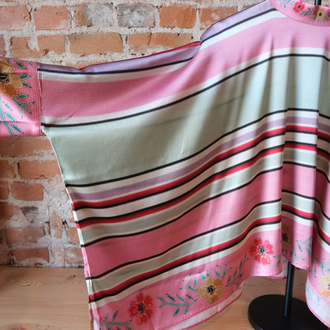 Double D Ranch Ladies Round Top Serape Poncho