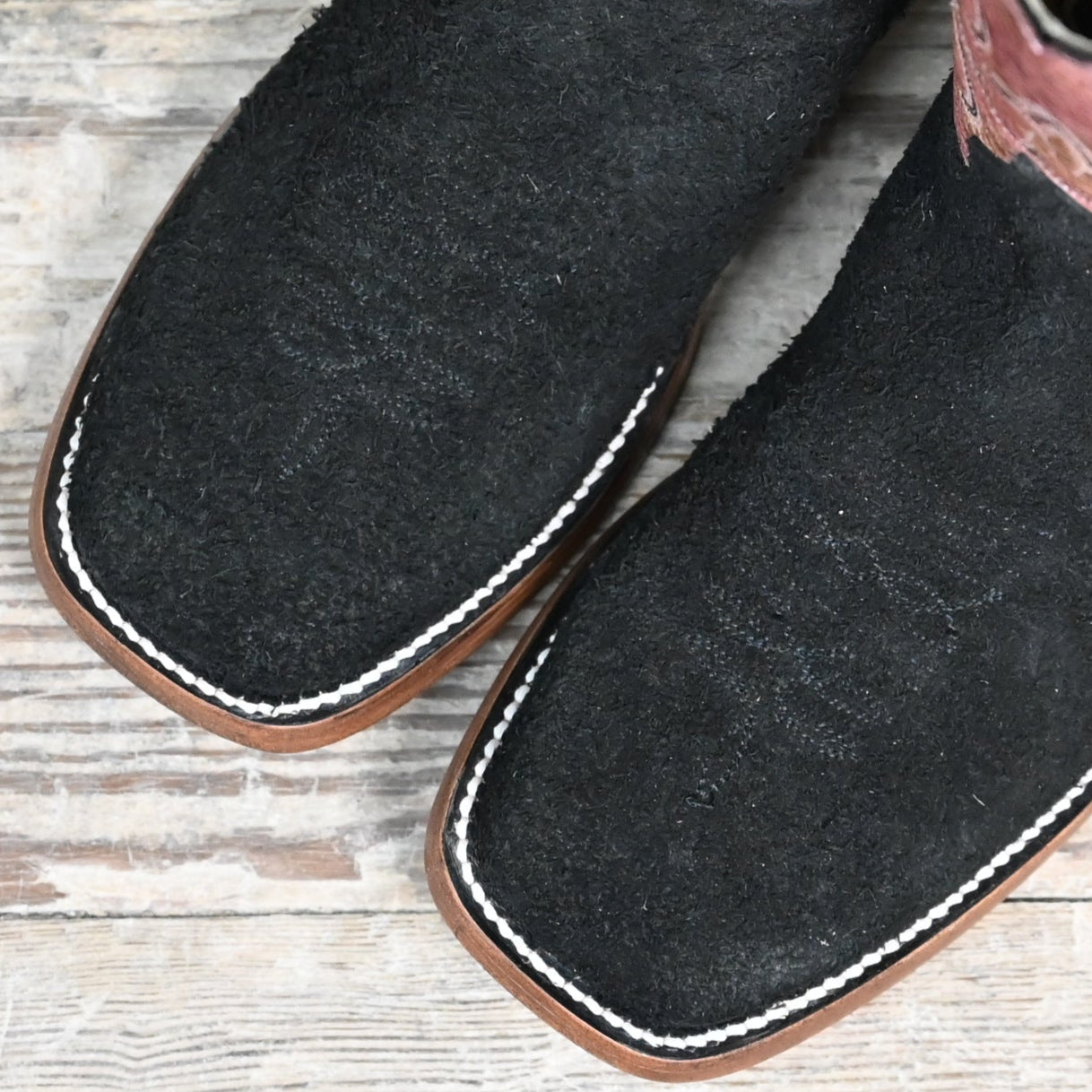 View of Hondo 11&quot; cowboy boot with red crater top, black roughout vamp, wide square toe, and pull holes