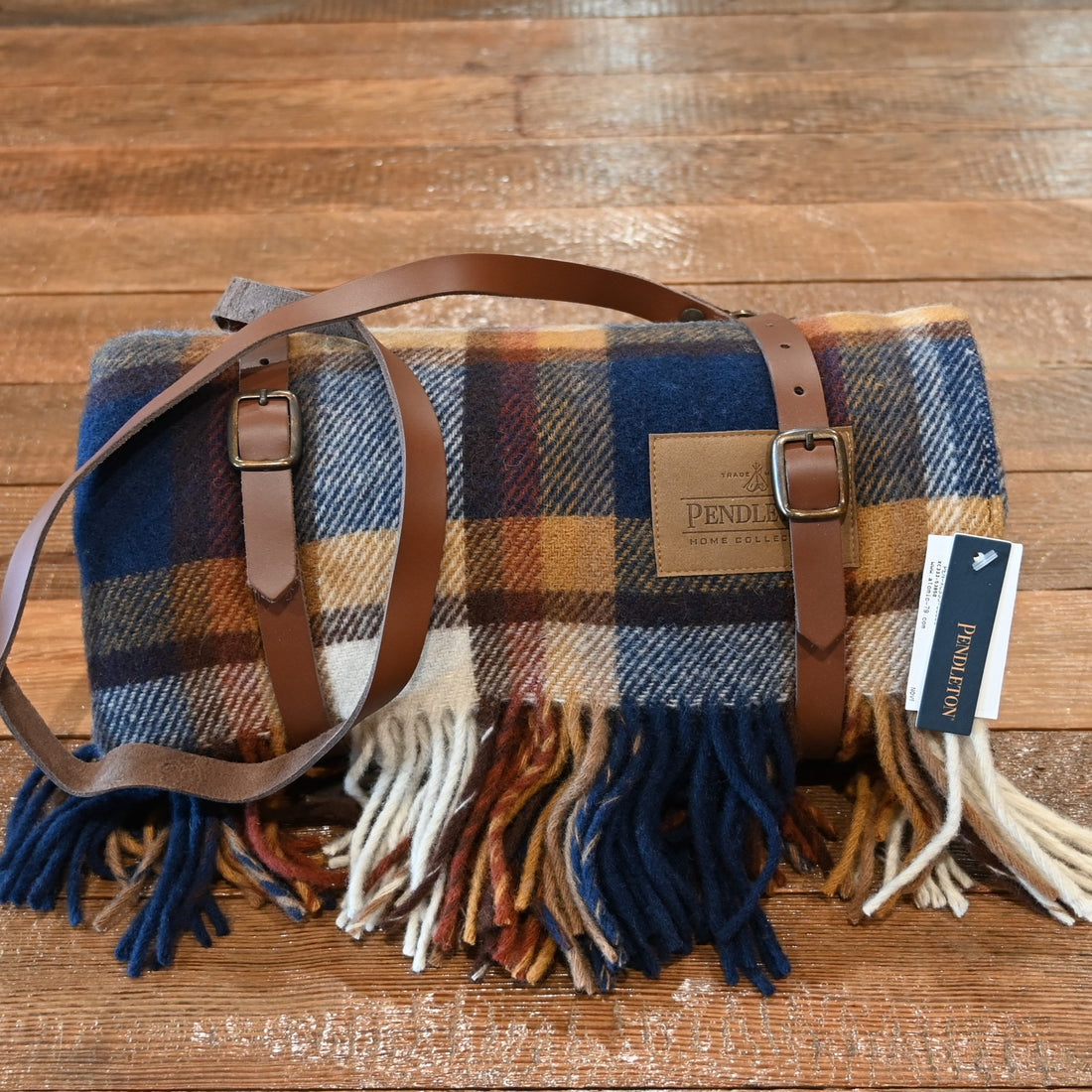 Pendleton Motor Robe Throw in Steens Mountain plaid with leather carrier