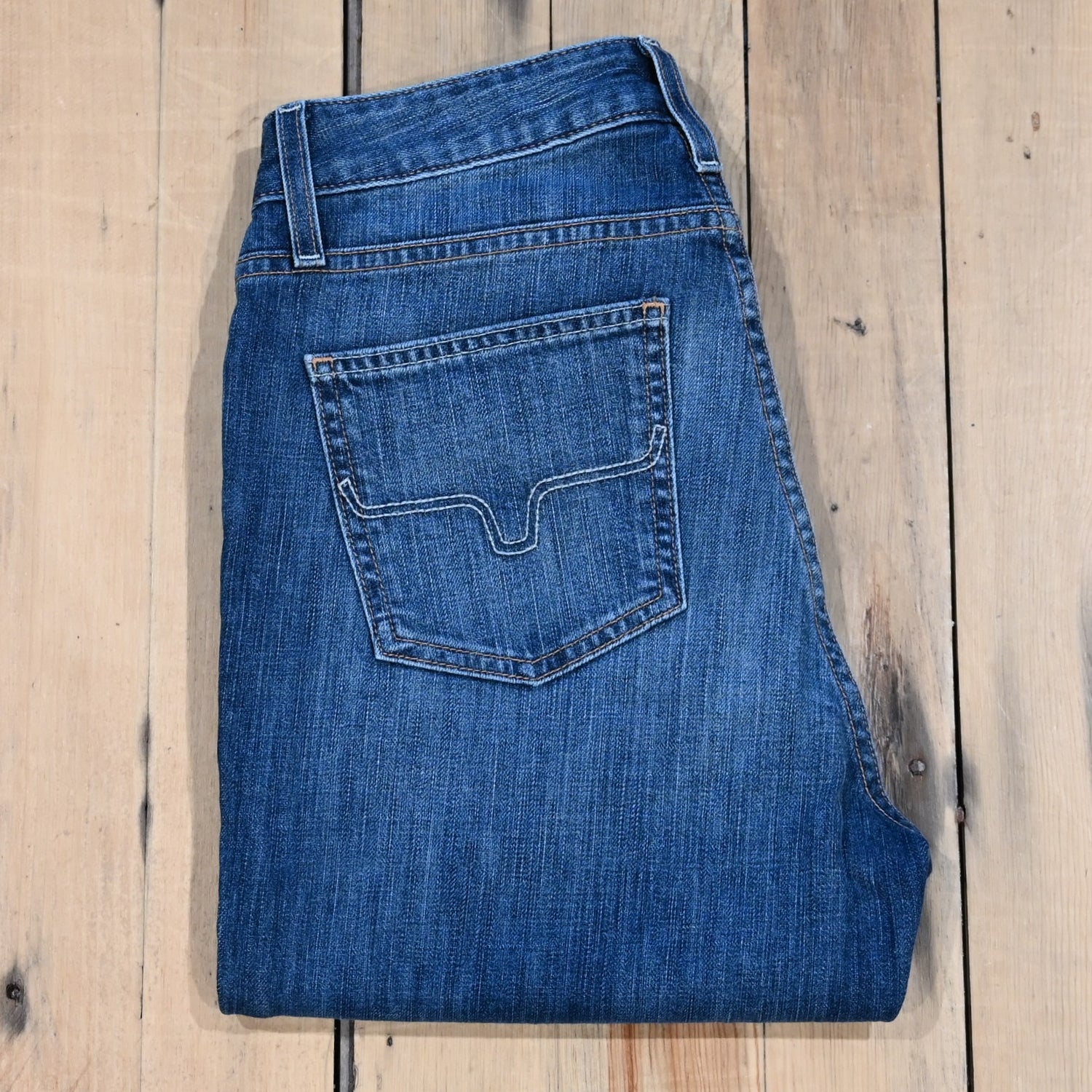 Kimes Ranch Monica Cropped Jeans in mid wash denim with high-rise cropped straight leg fit