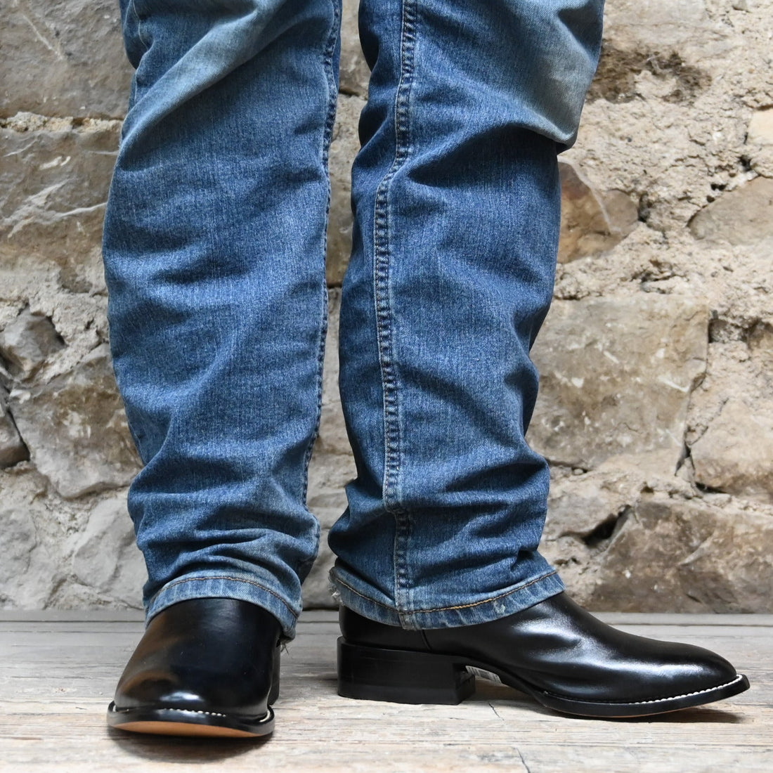View of Hondo black cowboy boot with medium round toe, 11&quot; top, and pull straps