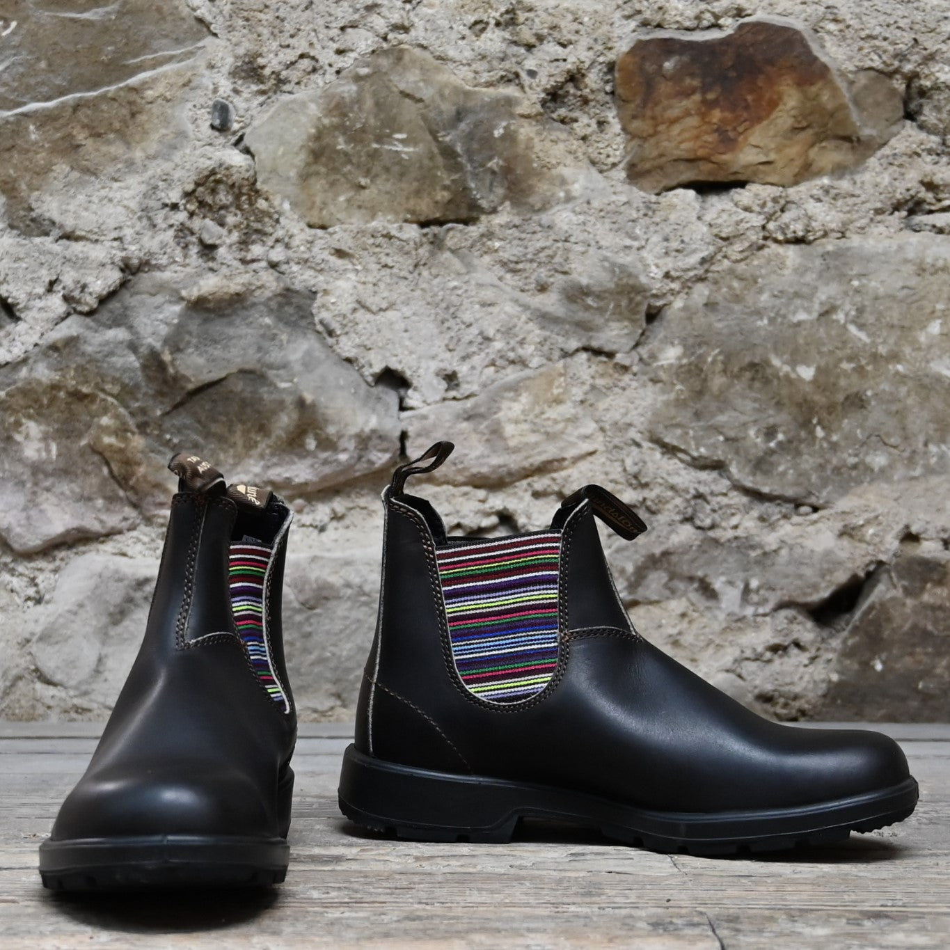 Blundstone Slip On Chelsea boot in stout brown leather with multicolored elastic panels and pull tabs