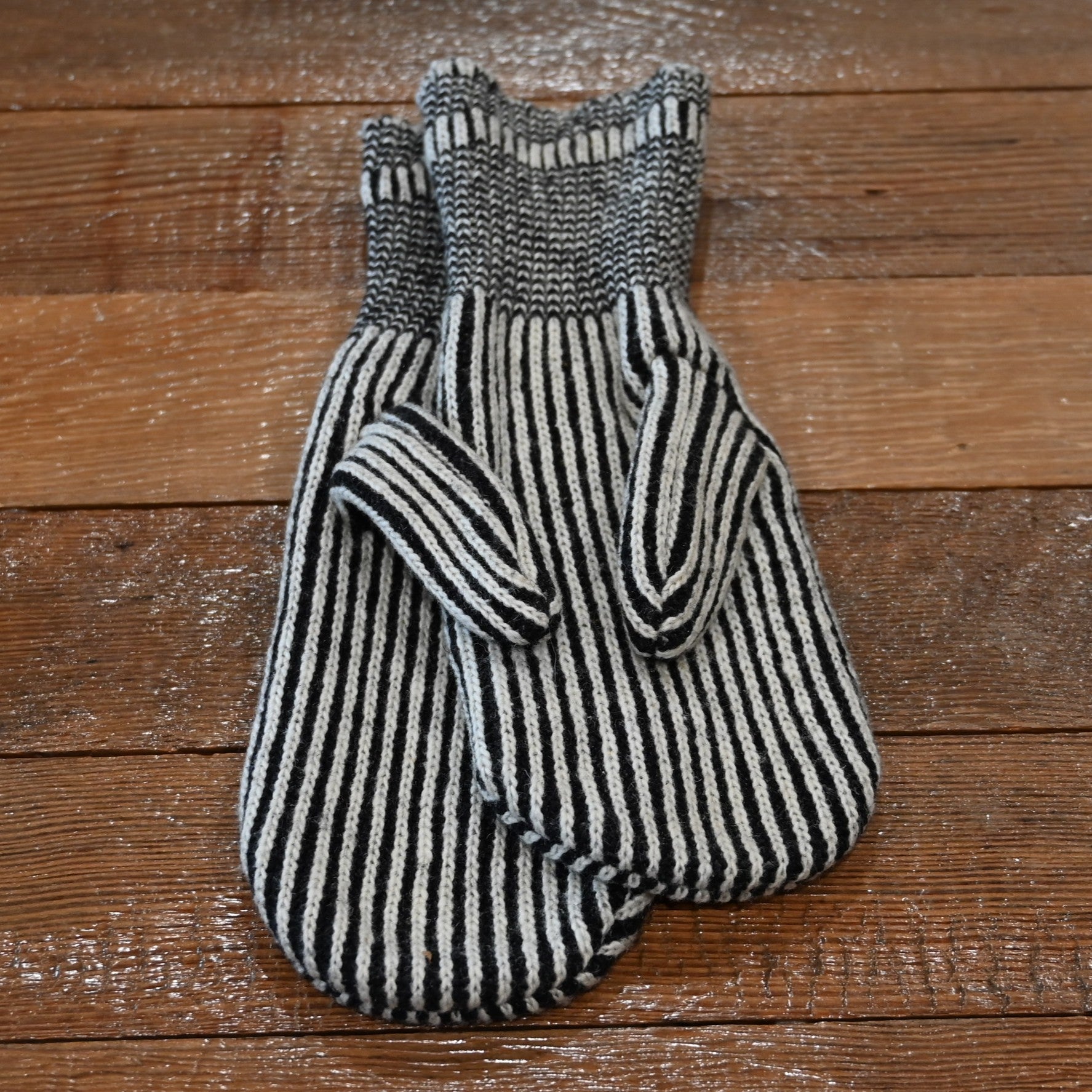 Fox River black and white chopper mitt liner large