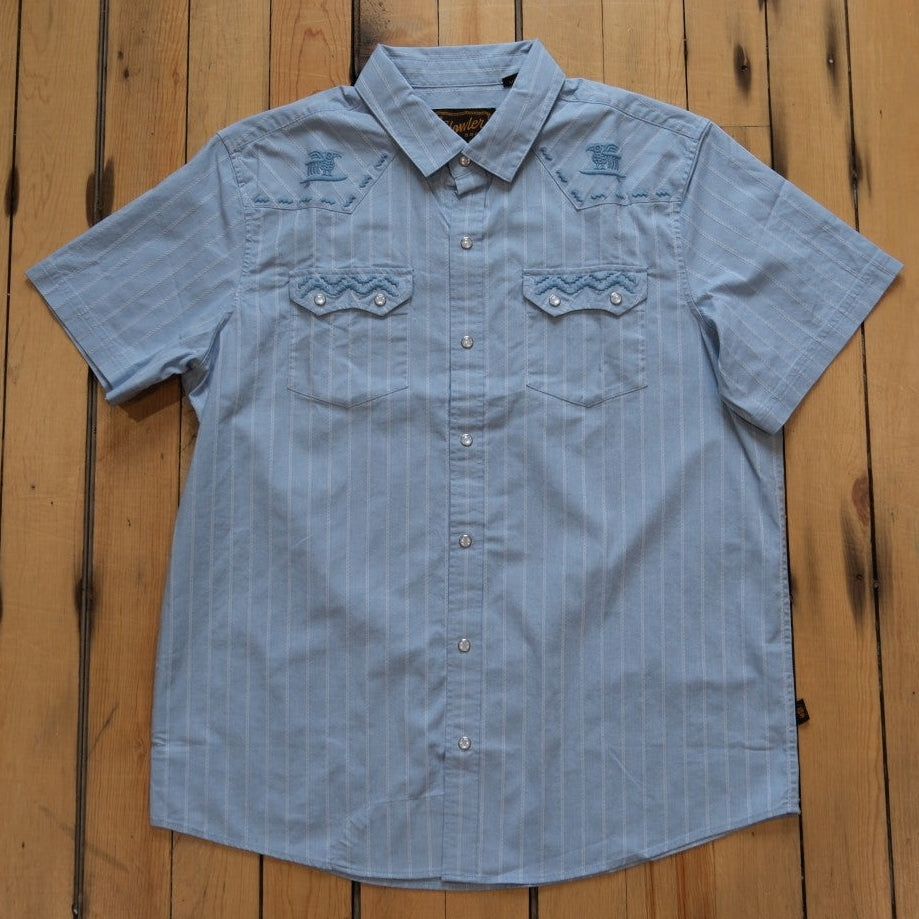 Howler Bros Crosscut Deluxe Shortsleeve Snapshirt in Surfbird: Sky Oxford Dobby.