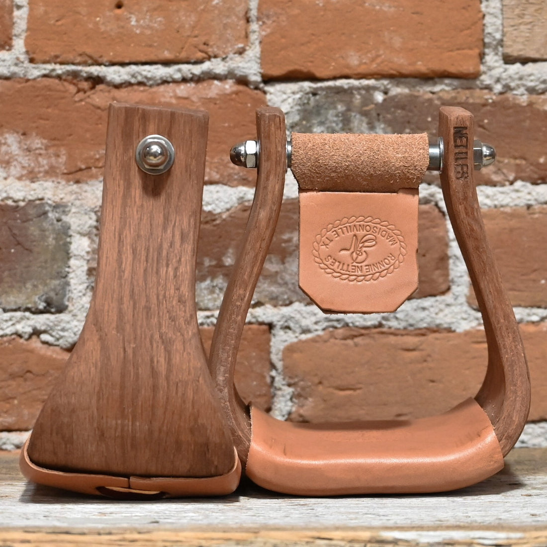 Nettle Stirrups 4 Inch Chisholms Gunstock view of stirrups