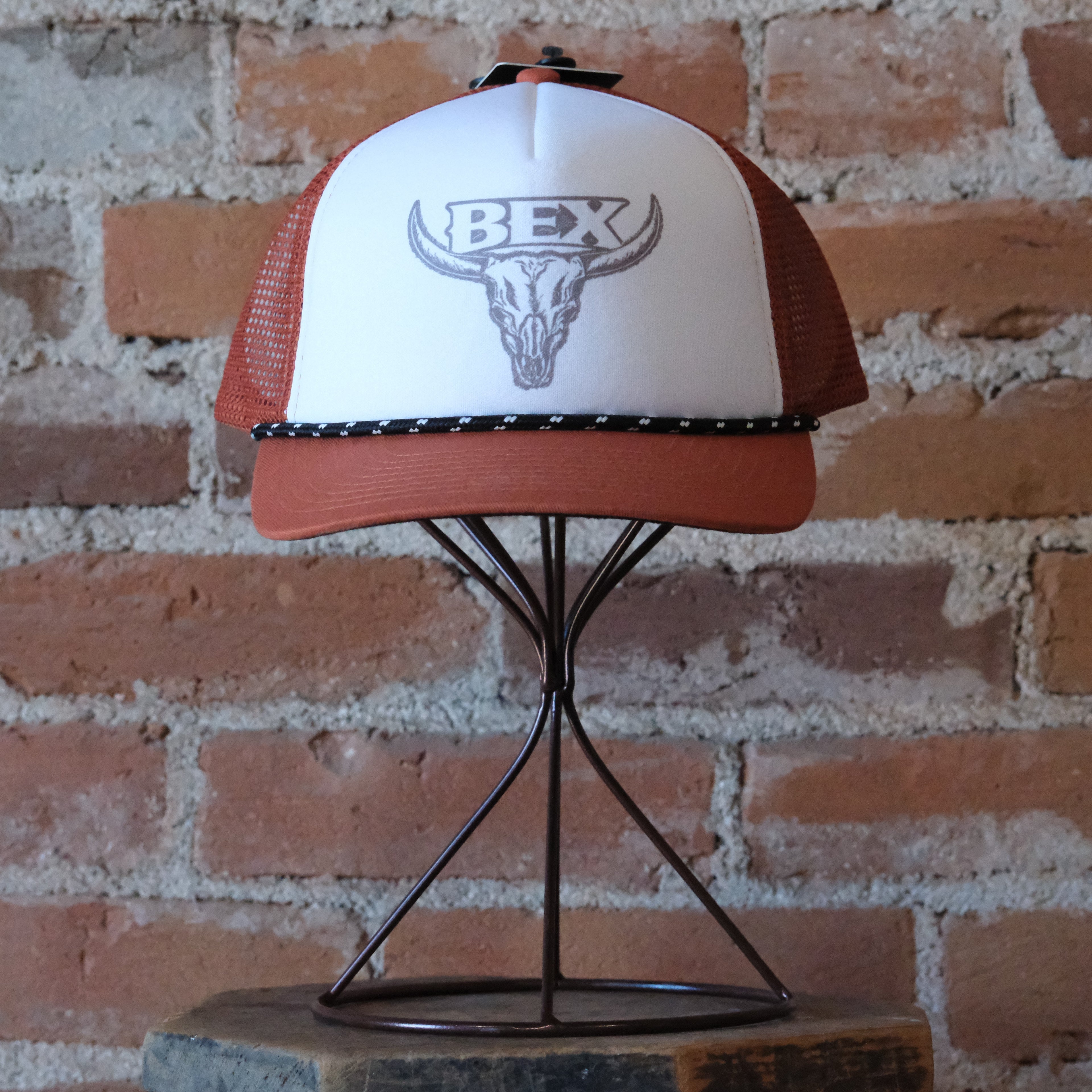 BEX The Roper rust and ivory felt hat with steerhead detail and structured crown