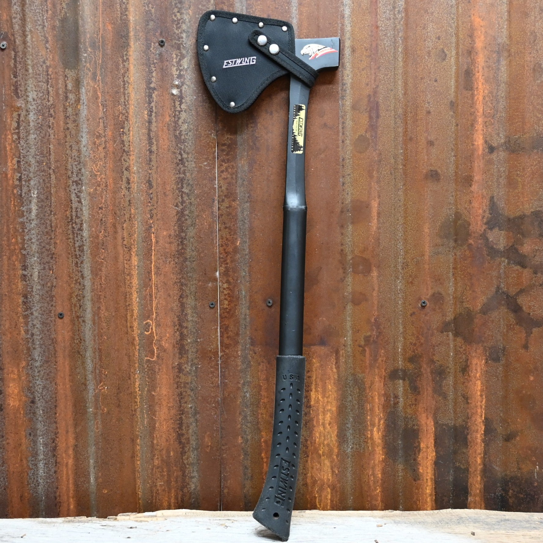 Estwing Special Edition Camper’s Axe long handle matte black forged steel with sheath