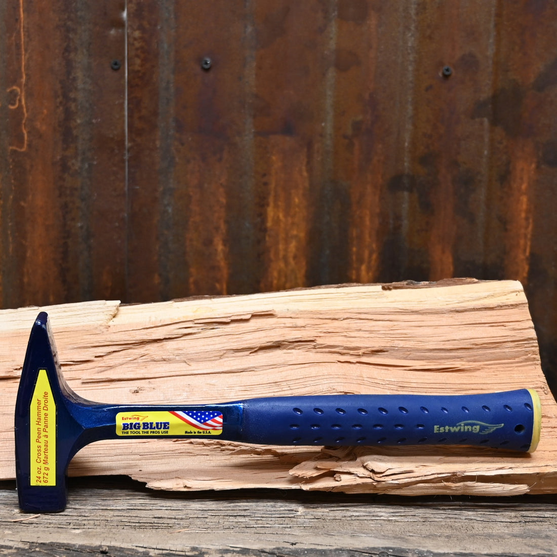 Estwing Big Blue 24 oz cross peen hammer forged steel with shock-reduction grip