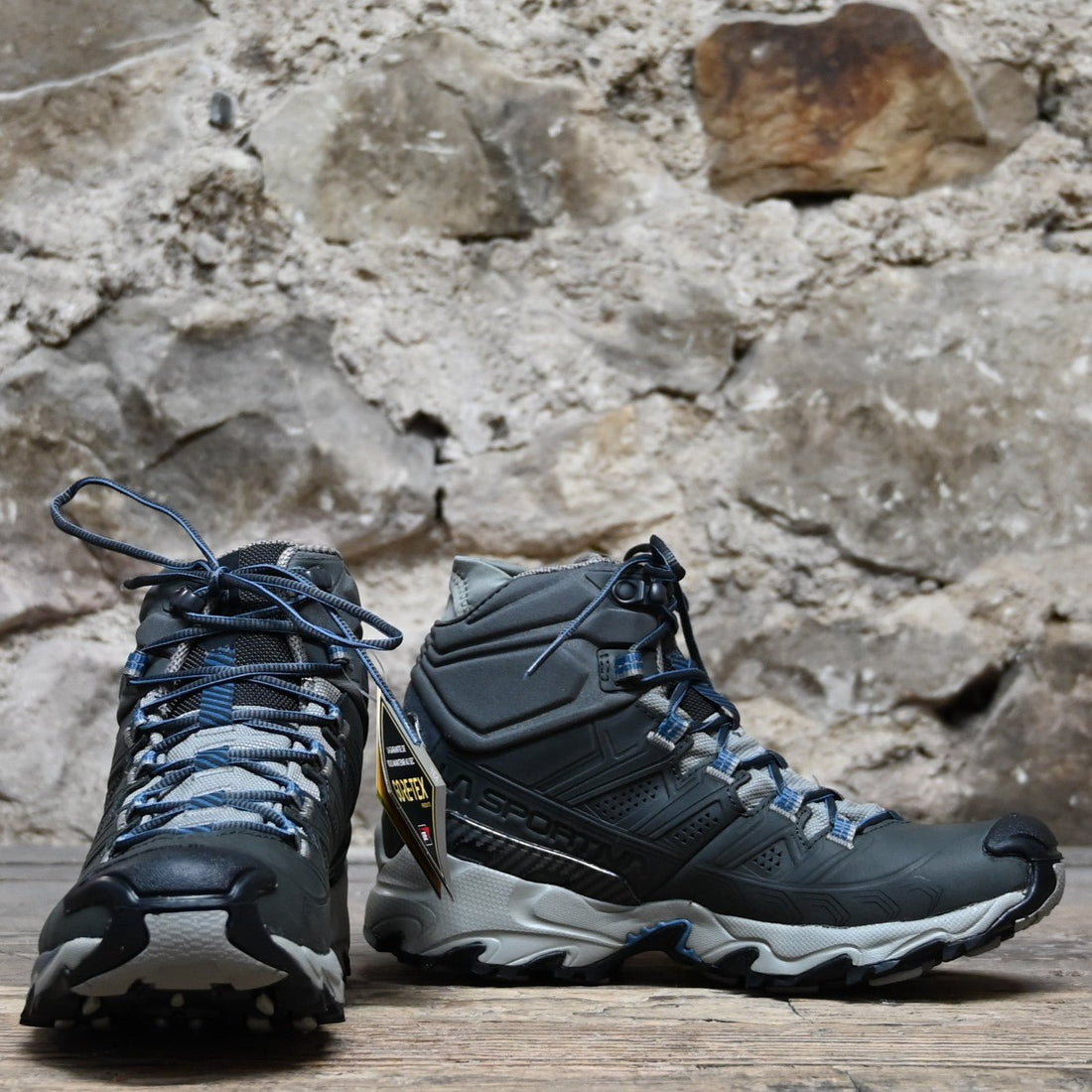 View of front and side