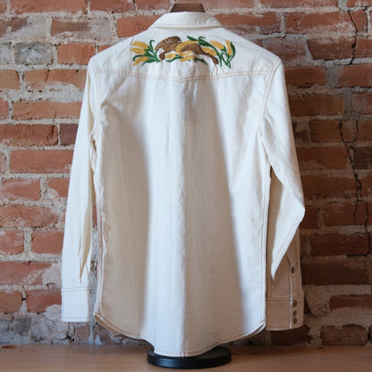 Filson Ladies Embroidered Western Shirt in Natural Seed.