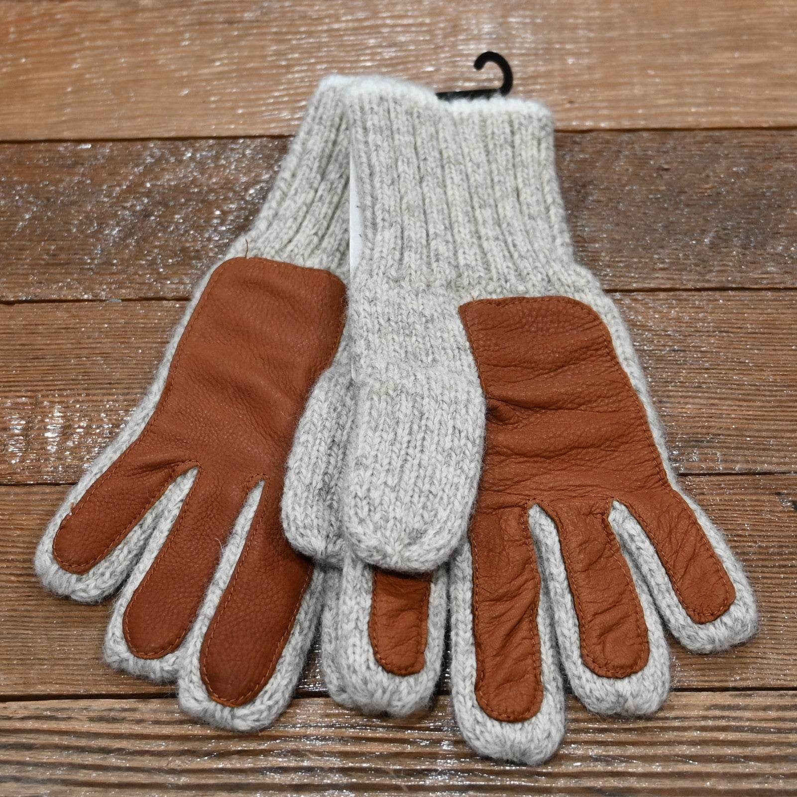 Fox River brown tweed rag and leather glove in medium size