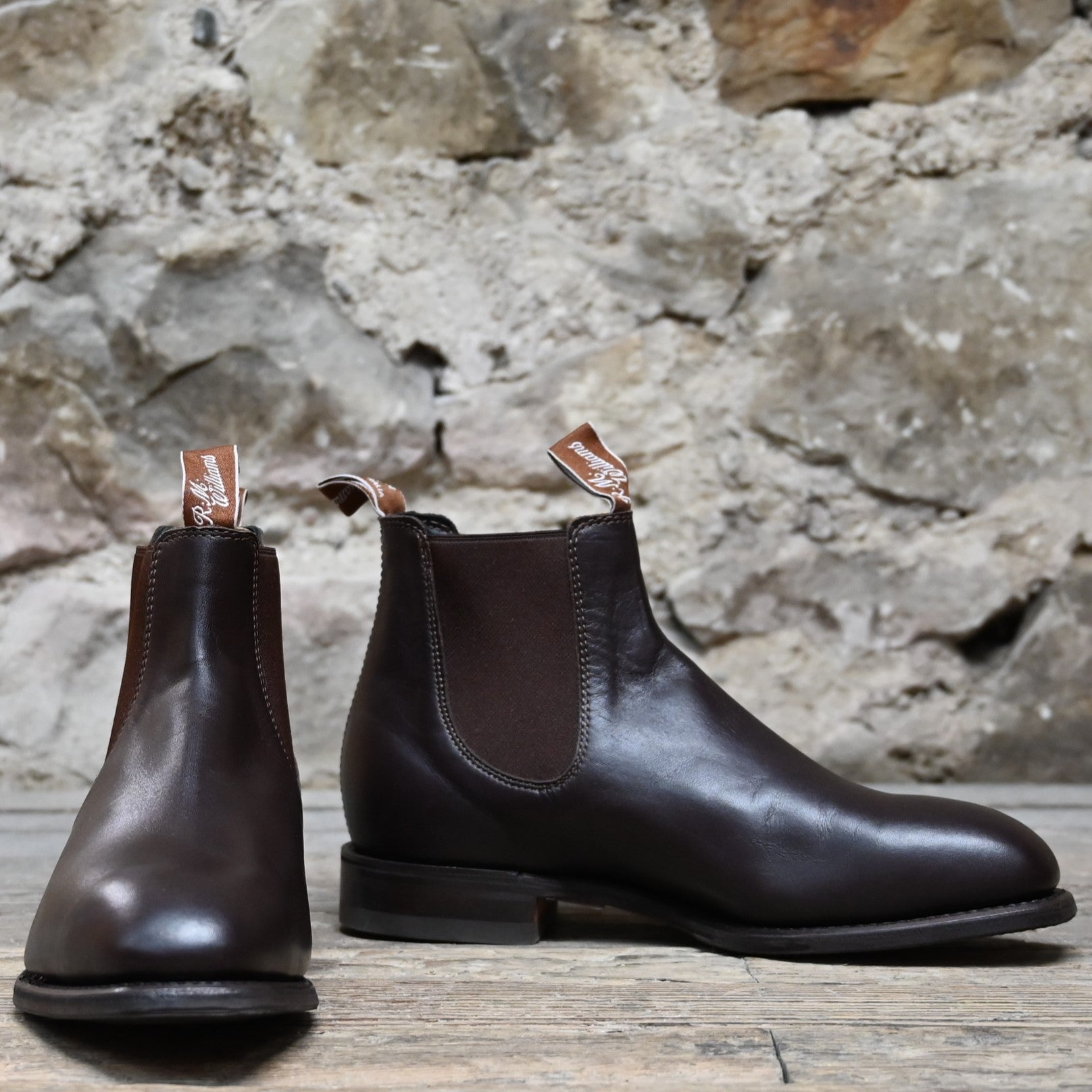 R.M. Williams Dynamic Flex Comfort Craftsman Dress Boot in Chestnut view of front and side