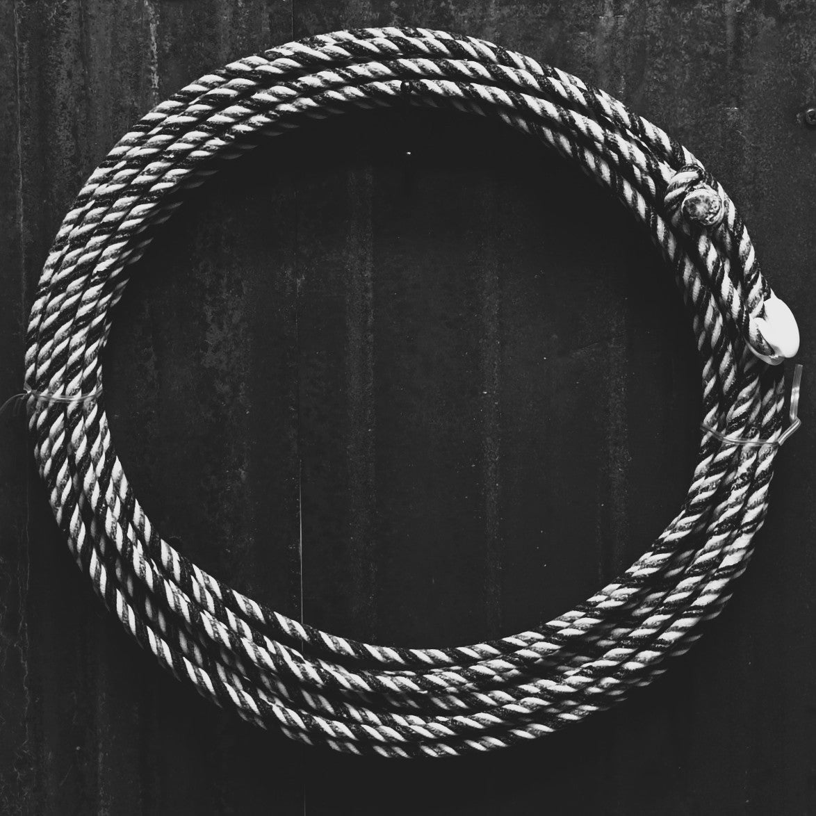 310 Ranch Life Surprise Me waxed cotton ranch rope 5-strand 5⁄16″ with assorted colors