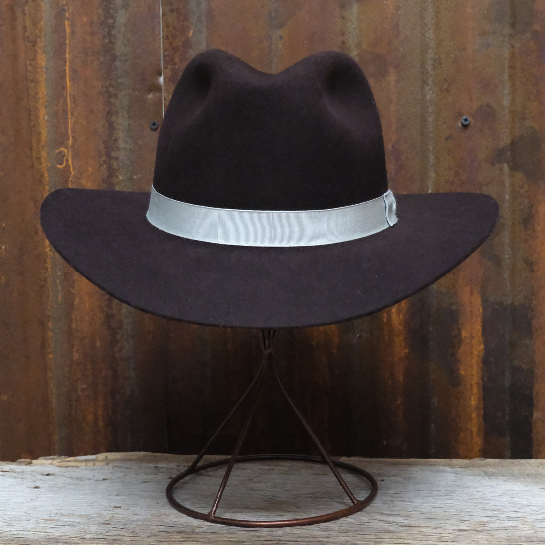 Serratelli 6X Black Cherry Outback felt hat with 3 inch brim