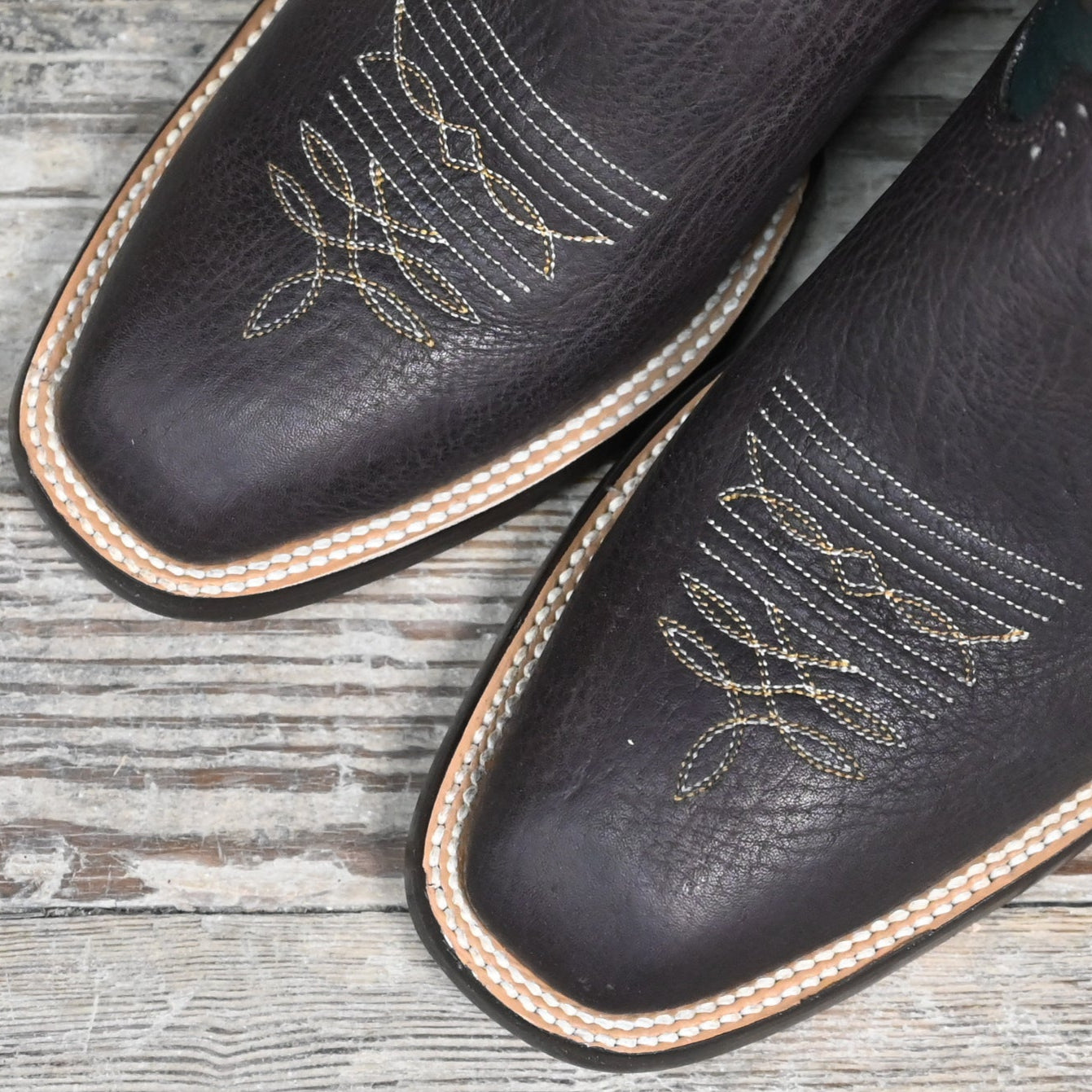 View of Hondo 13&quot; cowboy boot with forest green top, cocoa pull up vamp, and tight French square toe