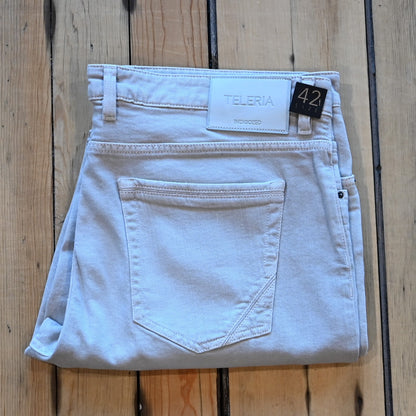 Teleria Zed 5 Pocket Jeans in Sasso soft Italian stone-gray denim with classic five-pocket design