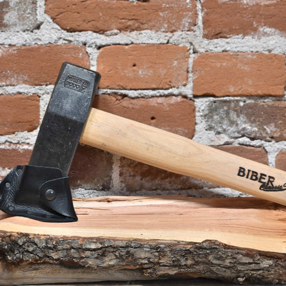 Muller Hammerwerk Splitting maul 3000g, hickory handle CLASSIC-S view of axe with sheath