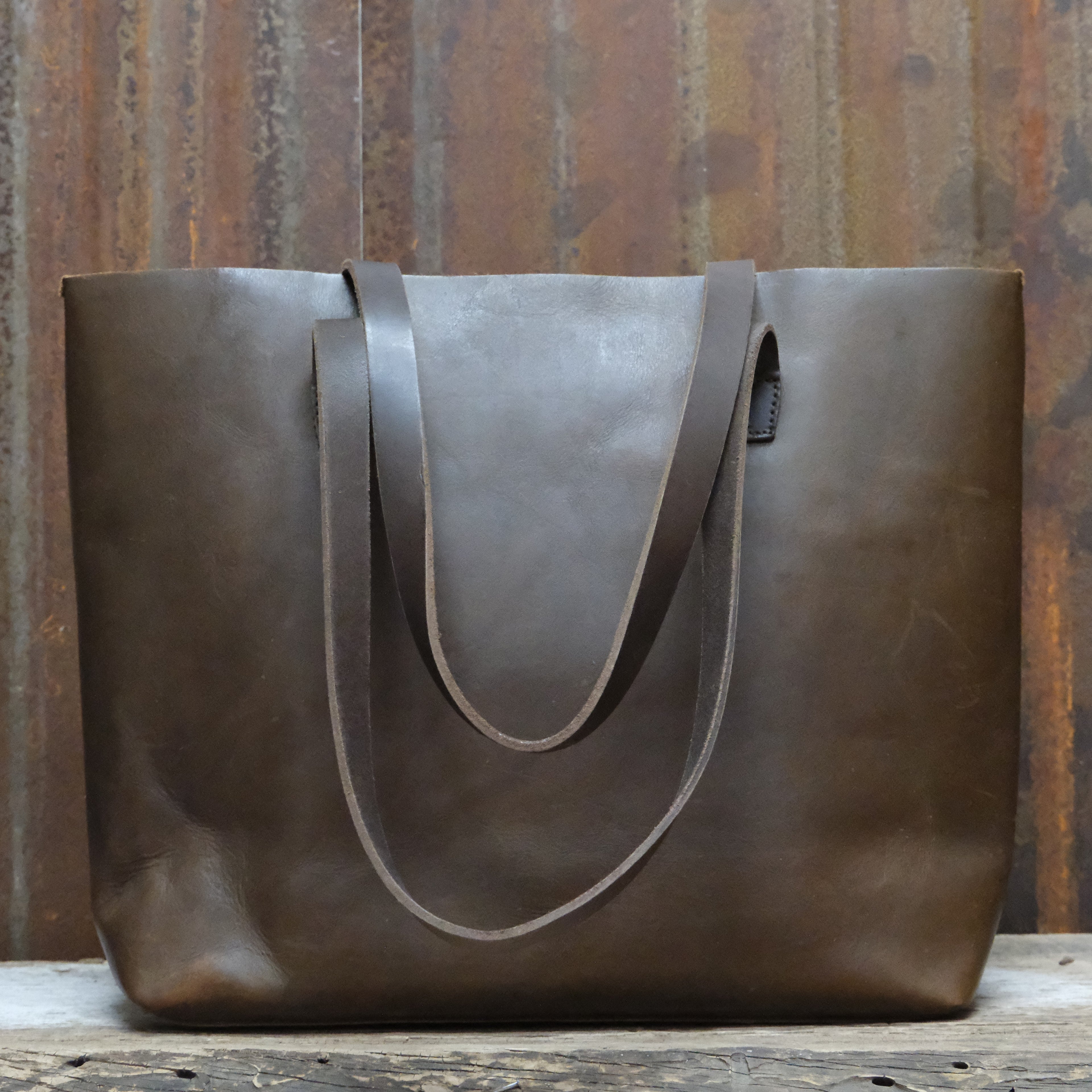 WP Standard The Contigo Tote Bag in chocolate leather