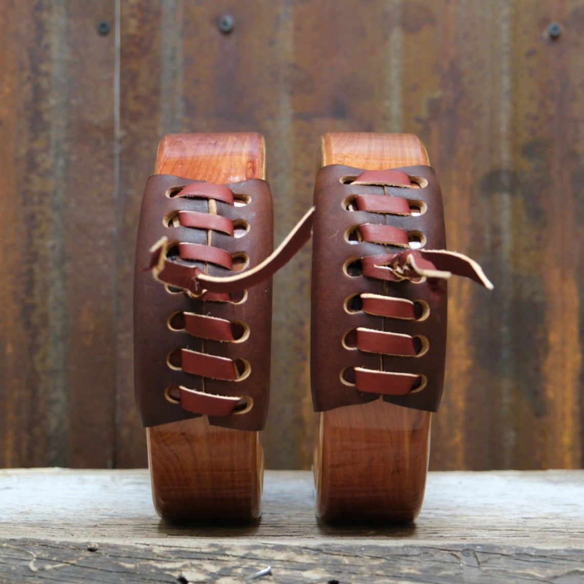 Don Orrell 2" Red Cedar Overshoe Oxbow Stirrups