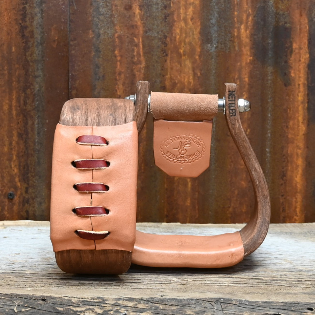 Nettles Stirrups 3 Inch Chisolm Overshoe Gunstock