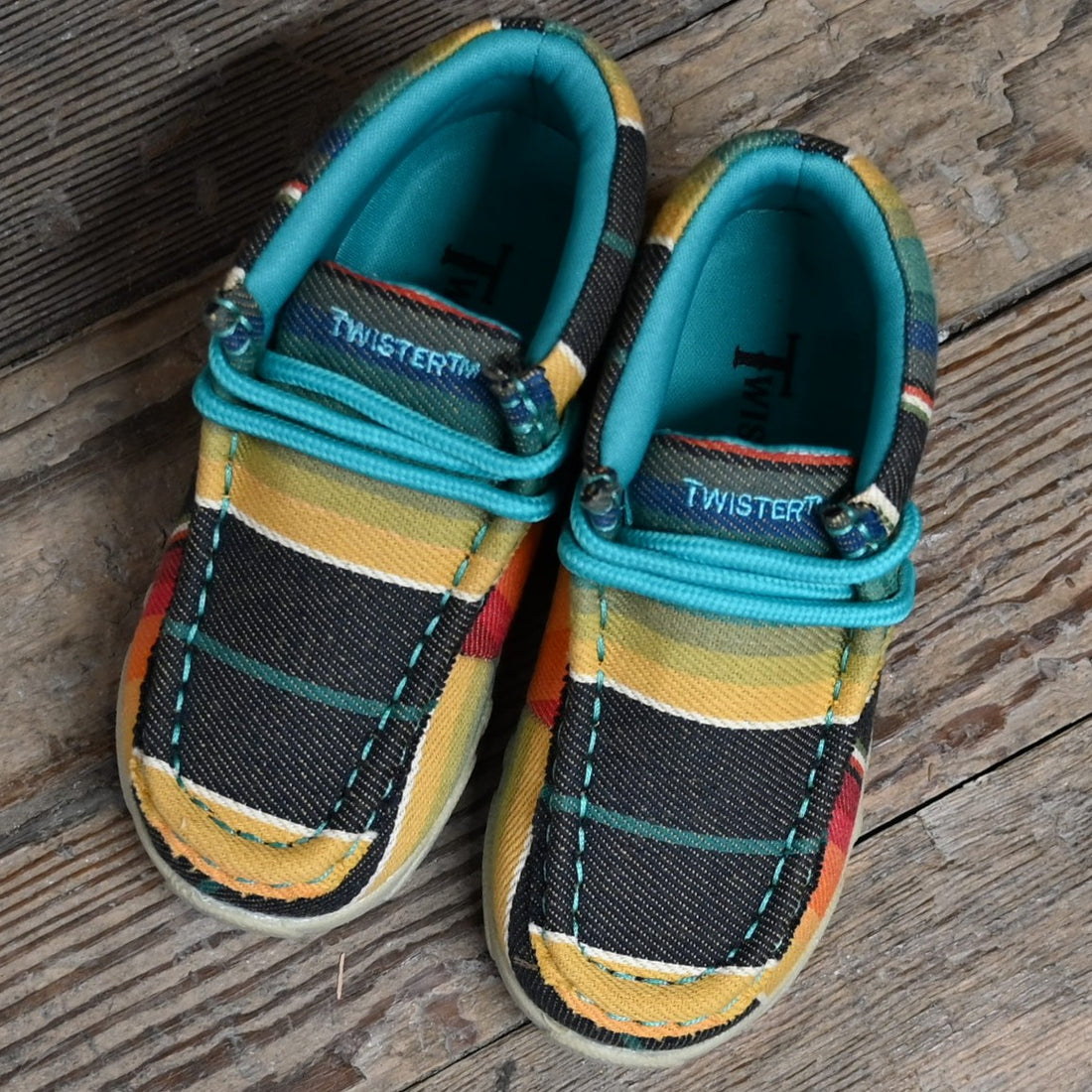 Twister Elise casual shoes in turquoise with colorful design