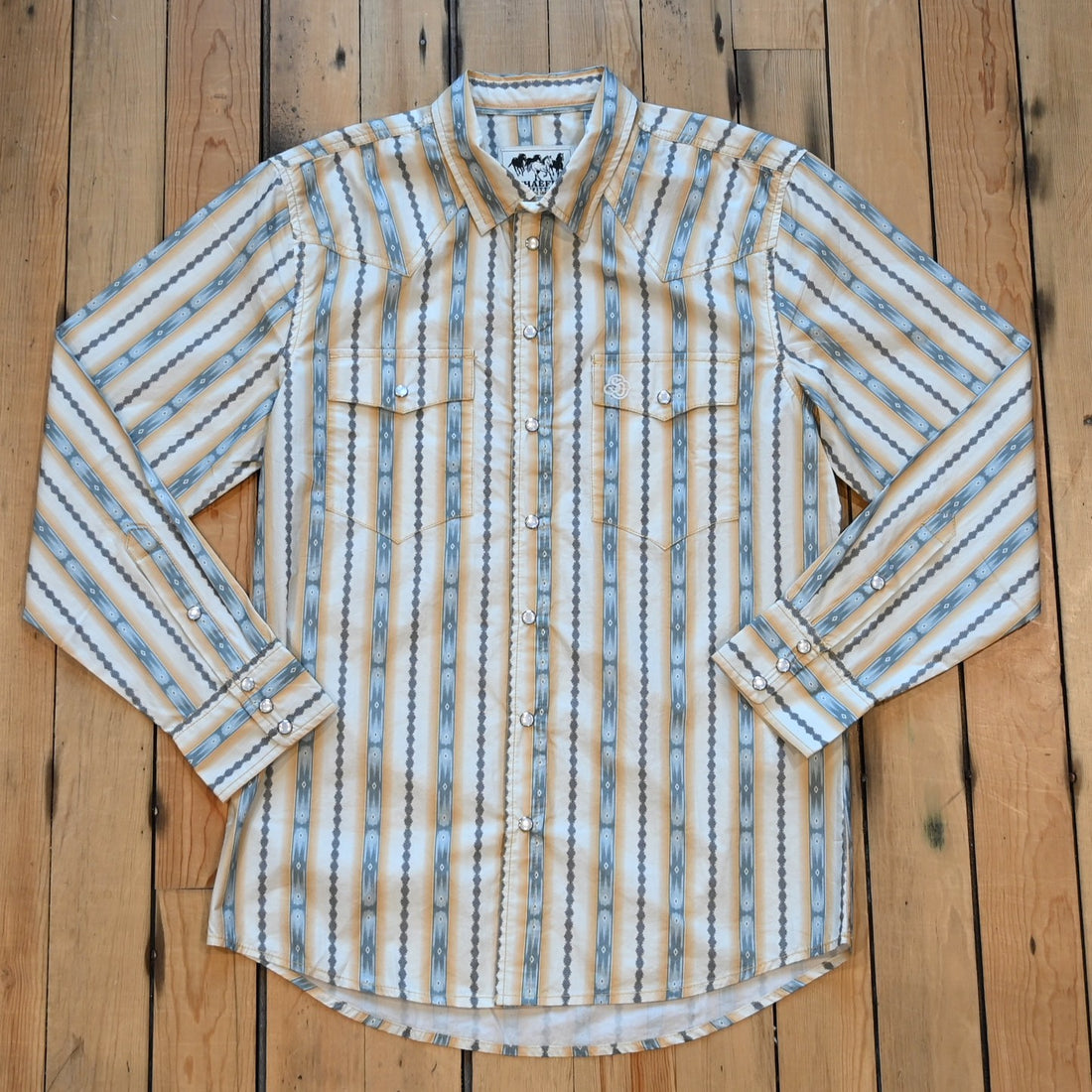 Killeen Grandstand Cotton Snap Shirt with pearl snaps, double chest pockets, Western yoke, and embroidered “SO” logo