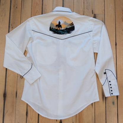 Rockmount Men’s Ivory Cowboy Sunset Embroidered Western Shirt