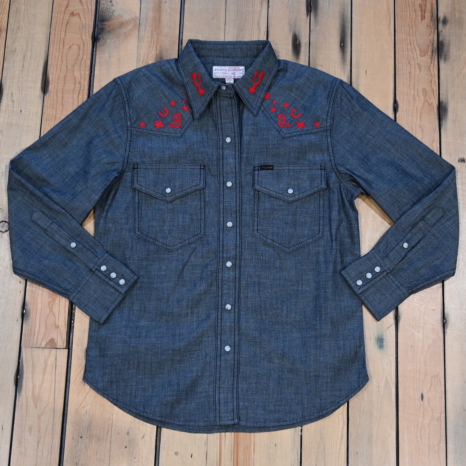 Filson Ladies Embroidered Western Shirt Black Chambray Atomic 79 Filson Ladies Embroidered Western Shirt Black Chambray Atomic 79