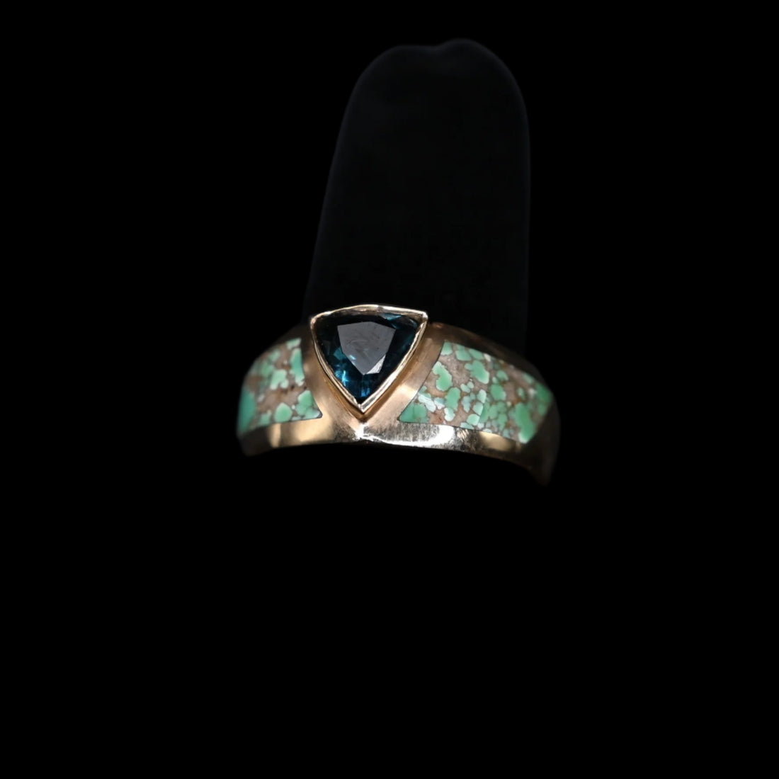 View of Sunwest Silver 14K Gold Carico Lake Turquoise Ring featuring a vibrant Carico Lake turquoise stone set in a 14K gold band