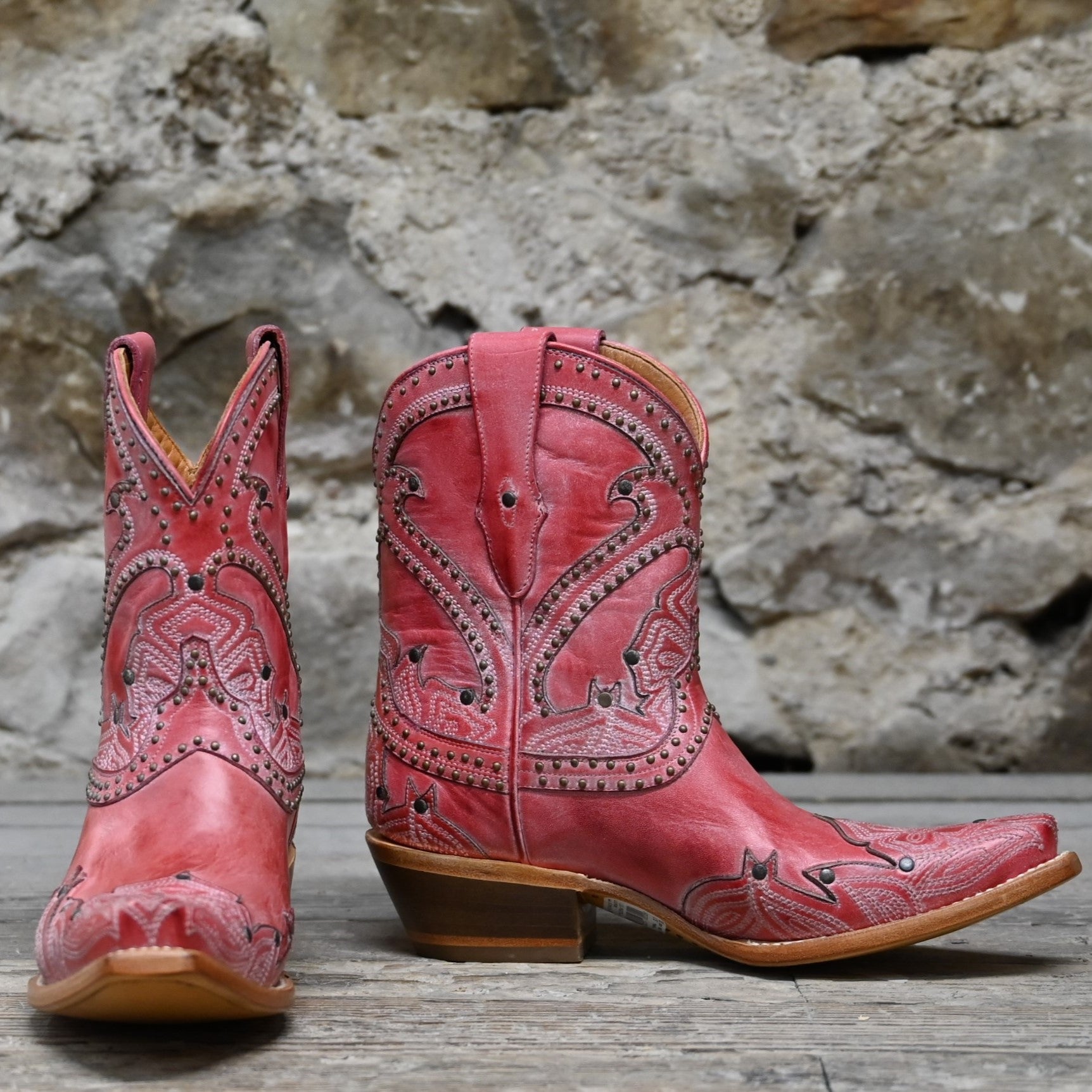 Lucchese Ladies 9″ Shorty Boot – Pink Leather with Petal Stitch