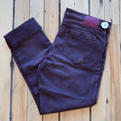Teleria Zed 5 Pocket Jeans in Mosto soft Italian burgundy denim with modern five-pocket design