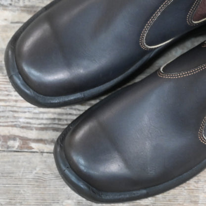 Blundstone slip-on work boot in brown oiled leather with steel toe and safety-rated outsole