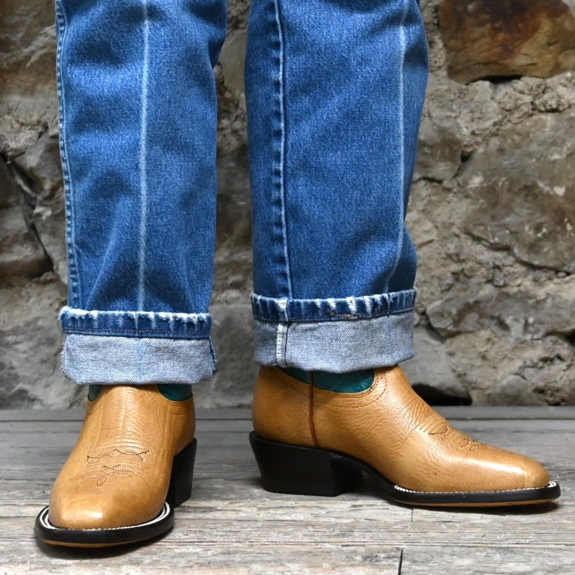 View of Hondo 14&quot; cowboy boot with turquoise volcano top, honey shoulder vamp, and tight square toe