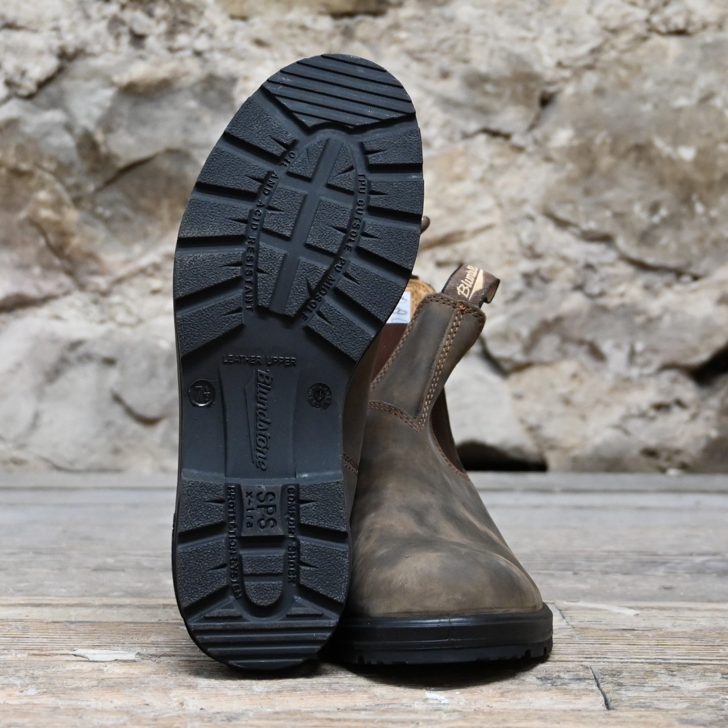 Blundstone Slip On In Rustic Brown Premium Leather – Atomic 79