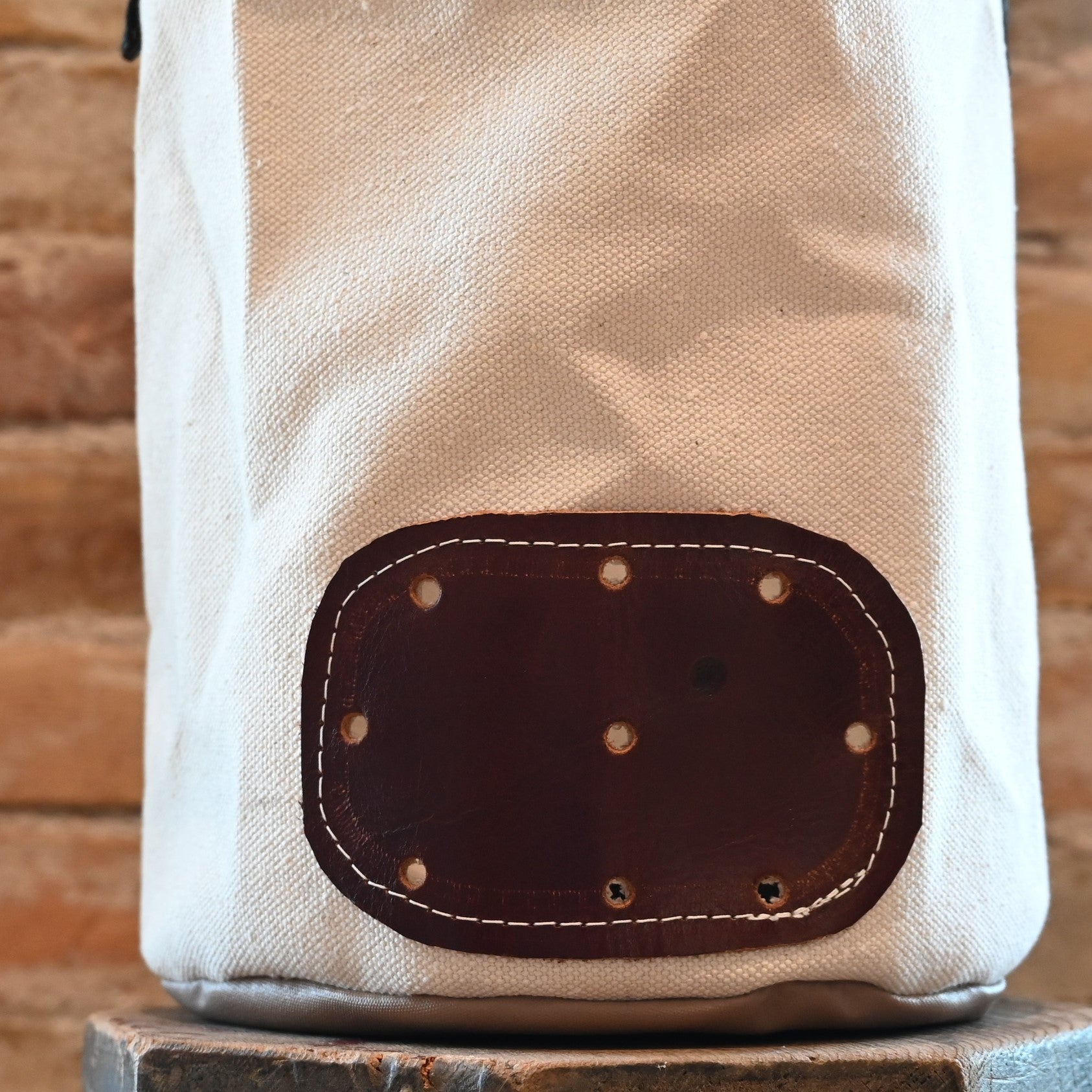 View of nose feed bag