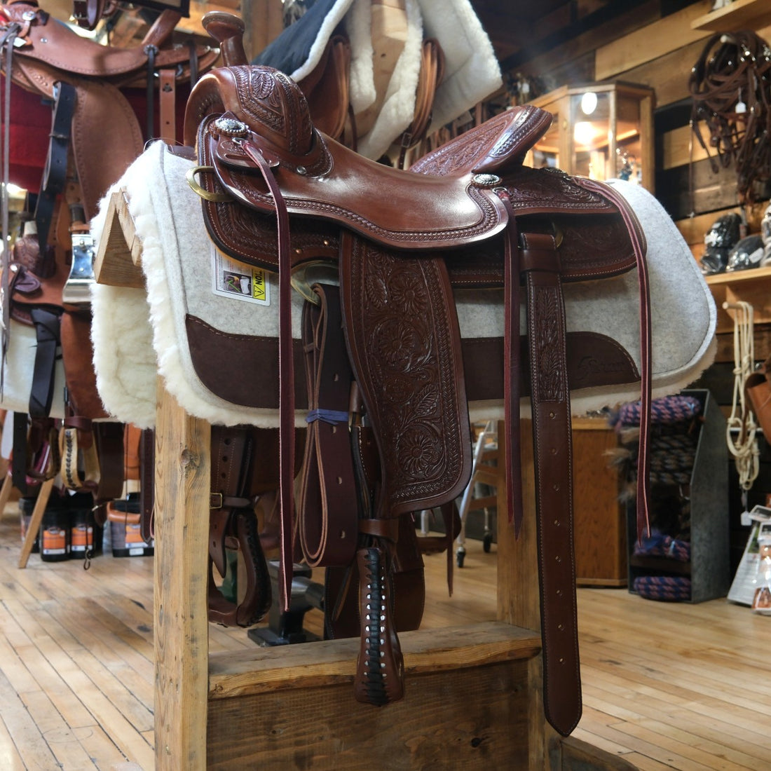 Billy Cook 15.5" All Around Hot Oiled Saddle - Desert Flower