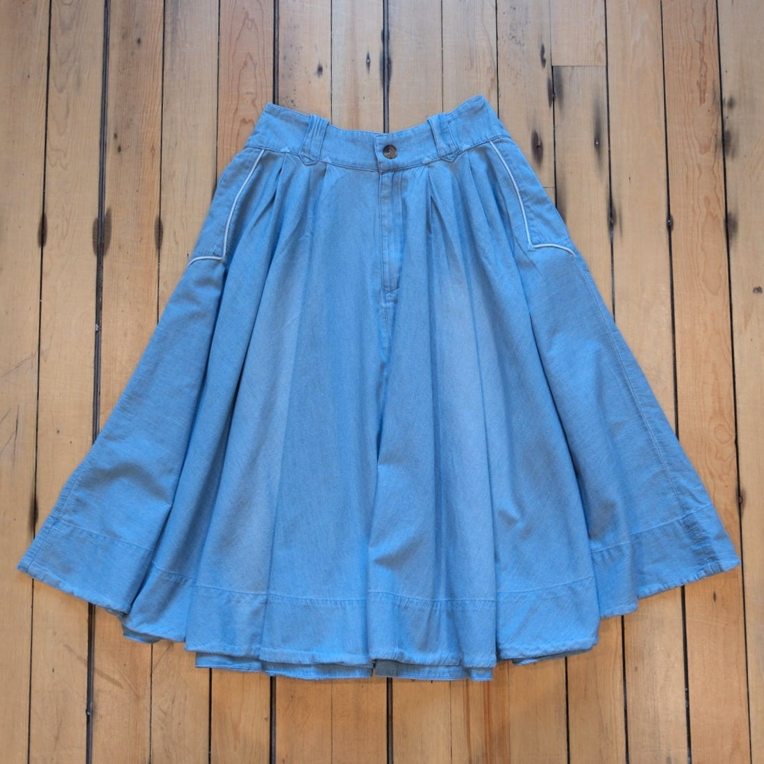 Double D Ranch Buckskin Blues Skirt in classic blue denim.