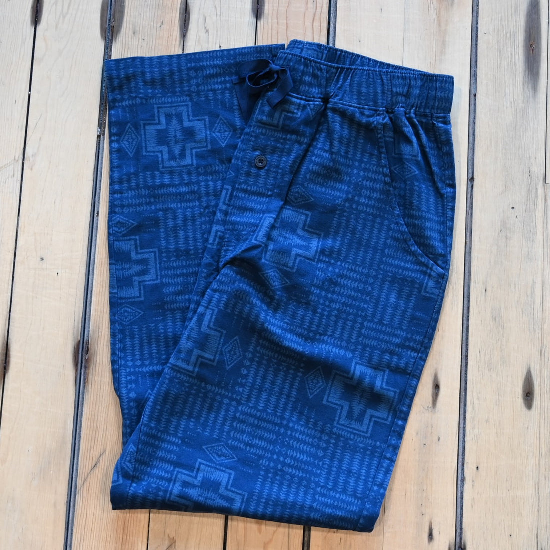 View of Pendleton men’s pajama pant in Harding Blue print with tie waist and pockets