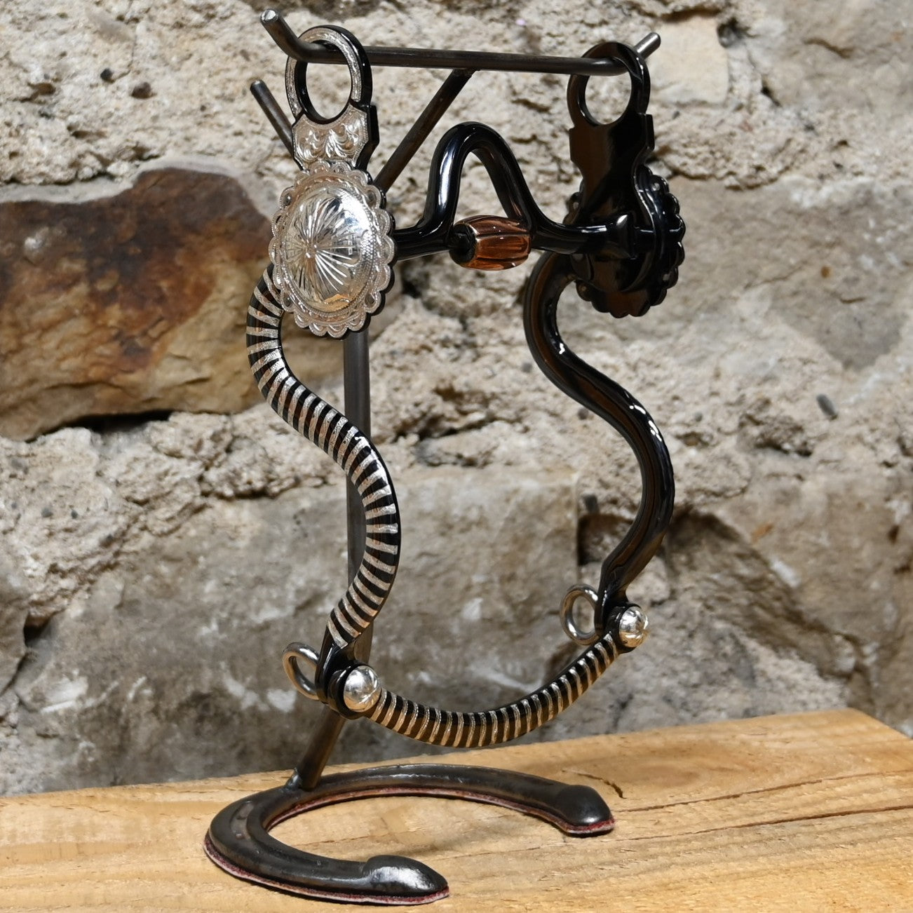 JT Silversmiths Black Striped Cavalry Bit Salinas MP-103 with dark striped finish and cavalry shanks