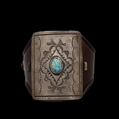 View of front of bracelet