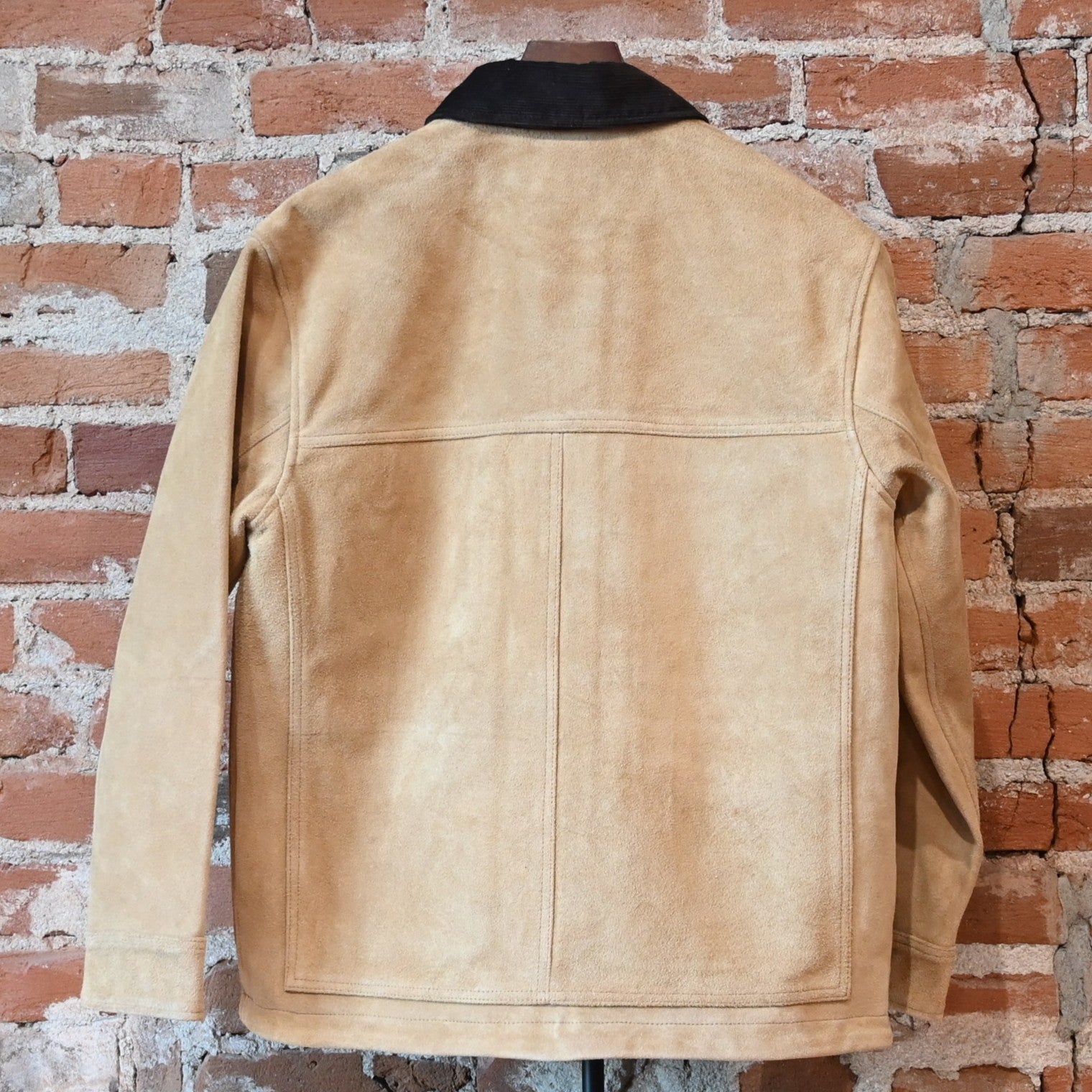 Filson Ladies Suede Cruiser Jacket in Saddle Brown with button-front and dual chest pockets