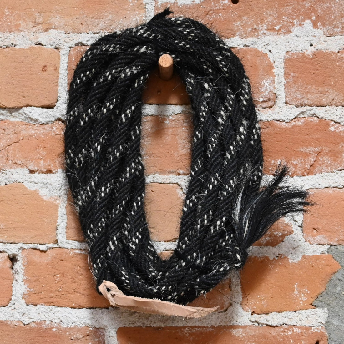 3/8&quot; Horse Hair Colored Mecate view of mecate