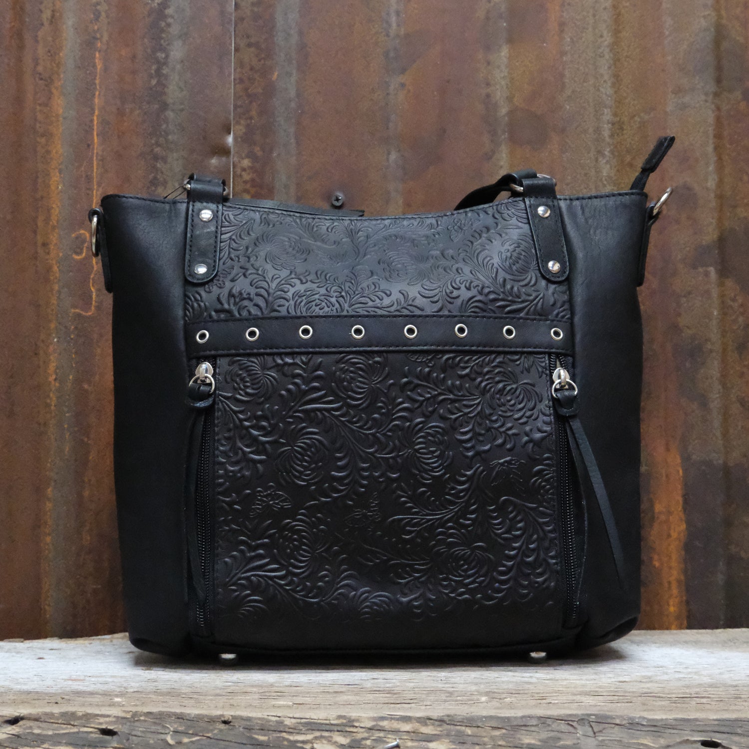 Gun Toten Mamas boho shoulder purse black leather