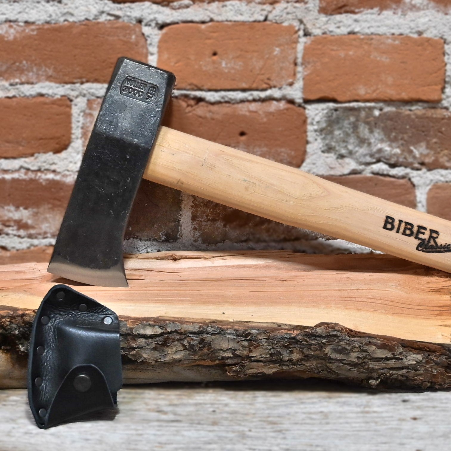 Muller Hammerwerk Splitting maul 3000g, hickory handle CLASSIC-S view of axe without sheath