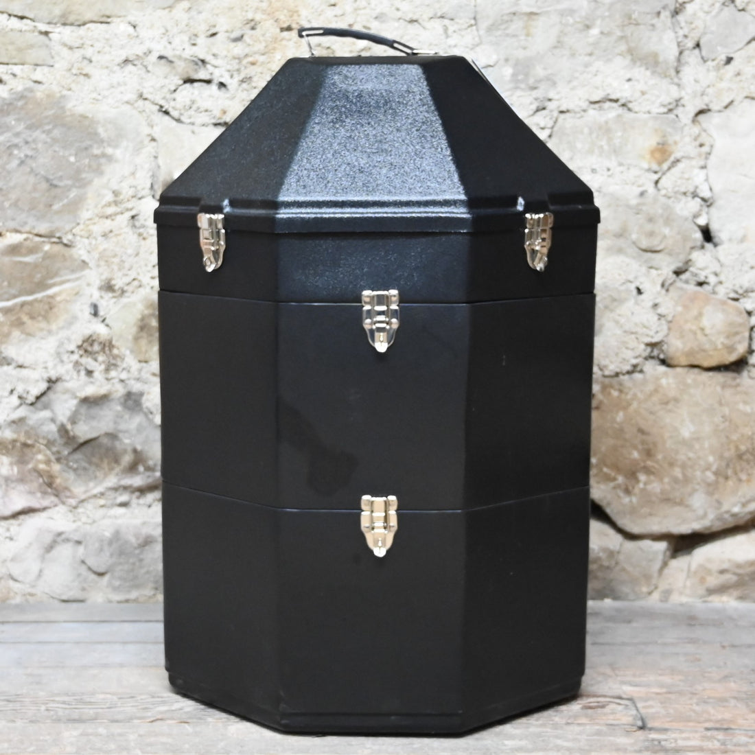 Hammer Large Western Hat Carrier - Black view of hat can closed