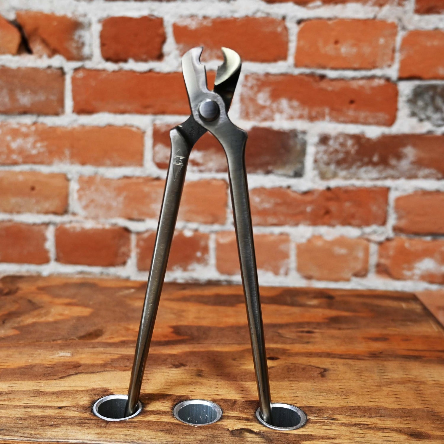 Easy Crease Nail Puller