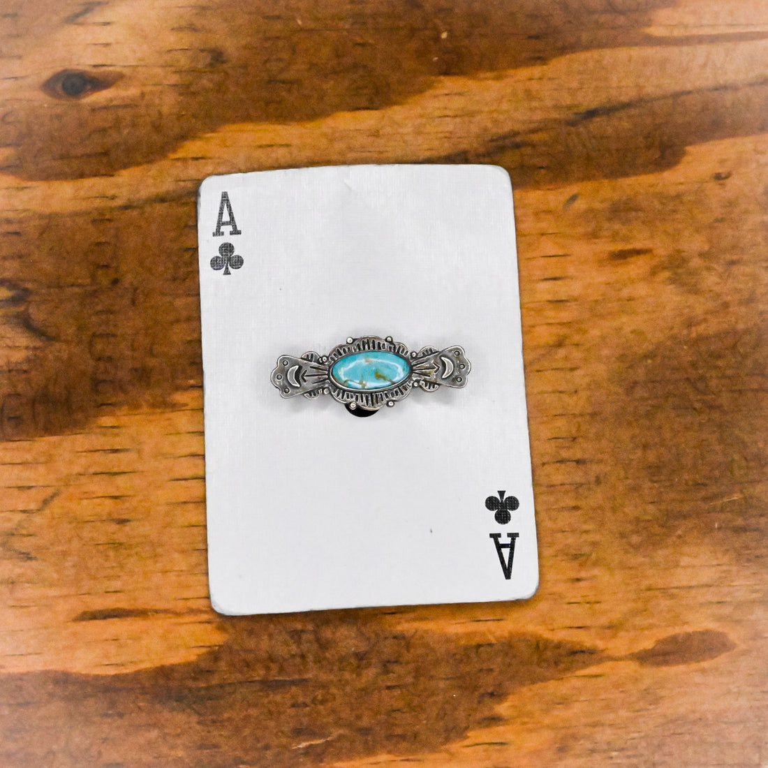 Scalloped Edge Hat Pin with Turquoise Stones