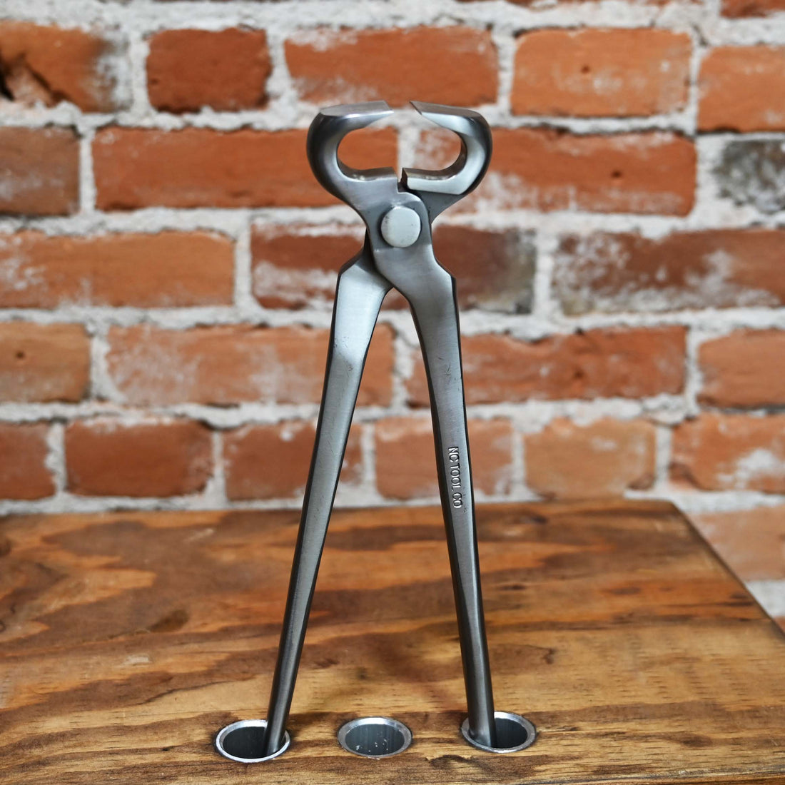 NC 14&quot; Pull Off Tongs