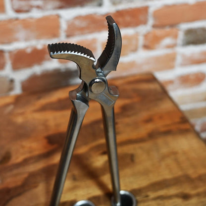 Kahn Forge 13.5&quot; Curved Jaw Clinchers